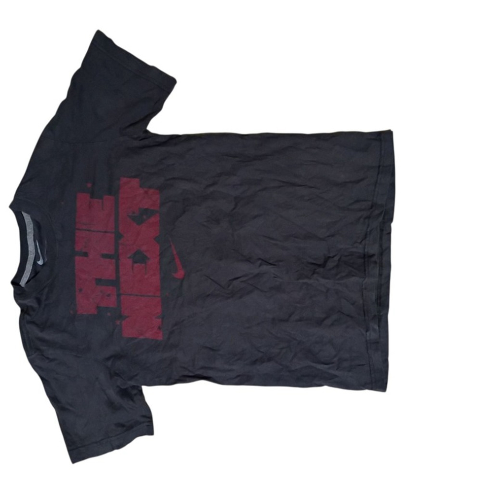 Nike The Nike Tee Born to Beast Graphic T-Shirt Black Red kids Medium